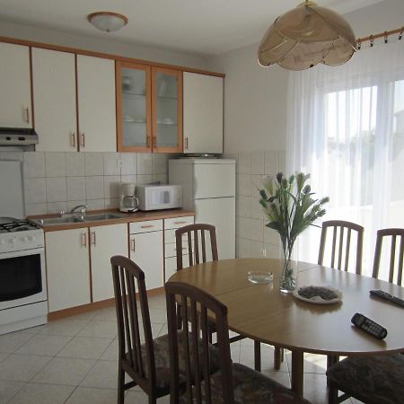 Ivic Apartments Vodice Croatia Eksteriør bilde